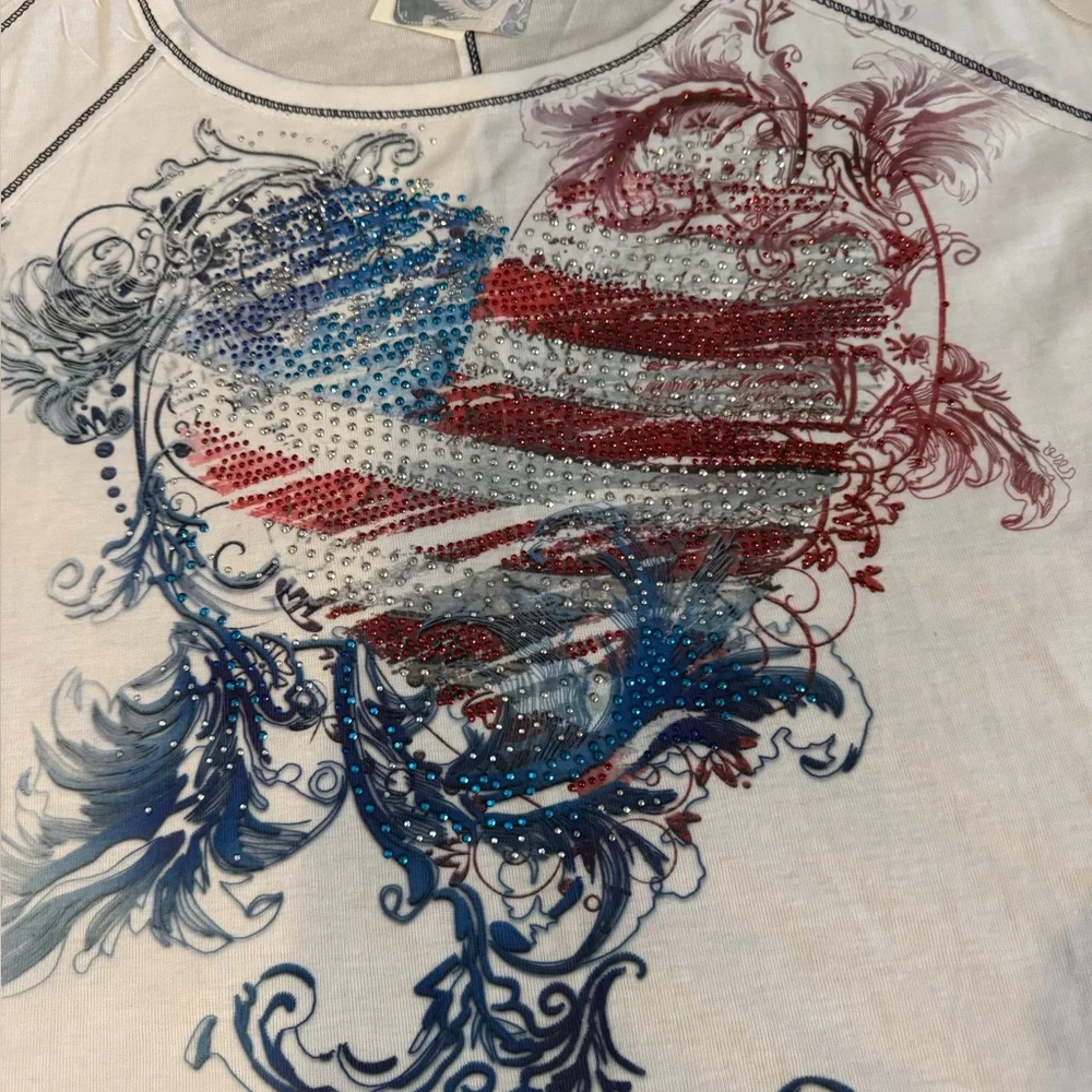 Unity World Wear XL patriotic tee - Picture 6 of 6